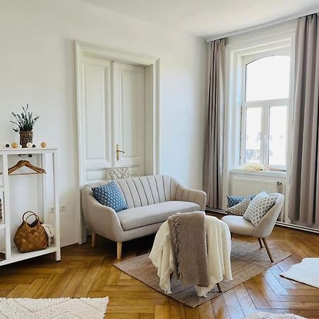 Modernes Design Apartment Wien Exterior foto
